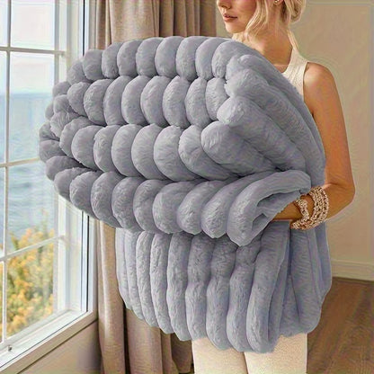1 Pc  Blankets 3 Size for Bed, 300GSM Soft & Warm Fleece Blanket, This Stylish Throw Blanket for All Season 2Lbs