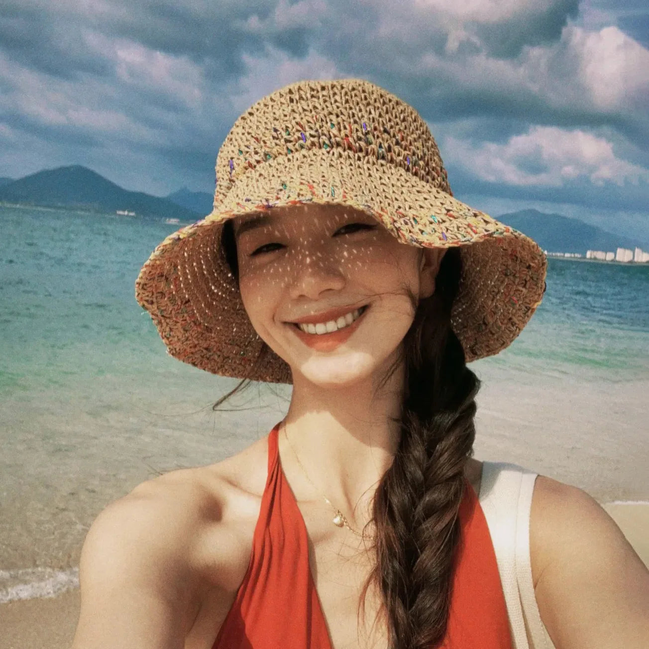 2023 Womens Straw Rainbow Splicing Hats Women Panamas UV Protection Sun Visor Beach Hats Women Visors Foldable Female Sun Hat
